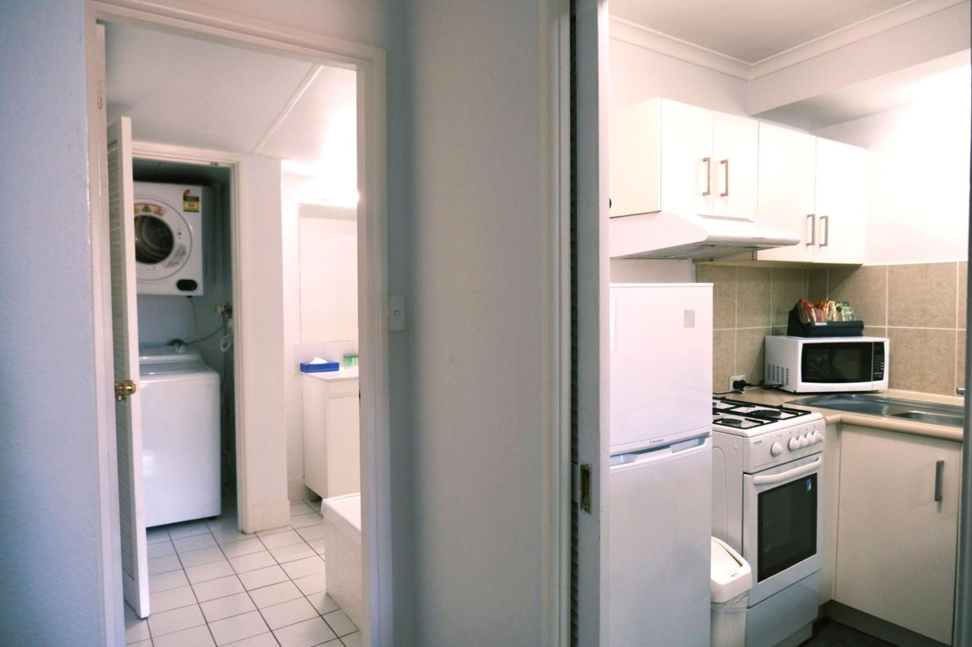 Metro Apartments On King Сидни Екстериор снимка